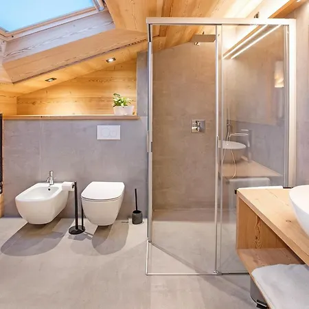 Aria Di Casa Reit Apartment